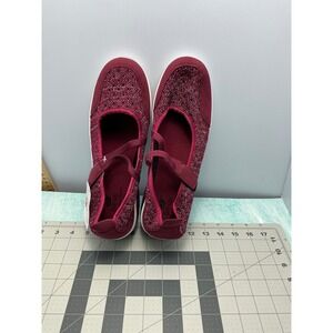 Gift-Up Women's‎ Burgundy Knit Mary Jane Comfort Sneakers Size 43